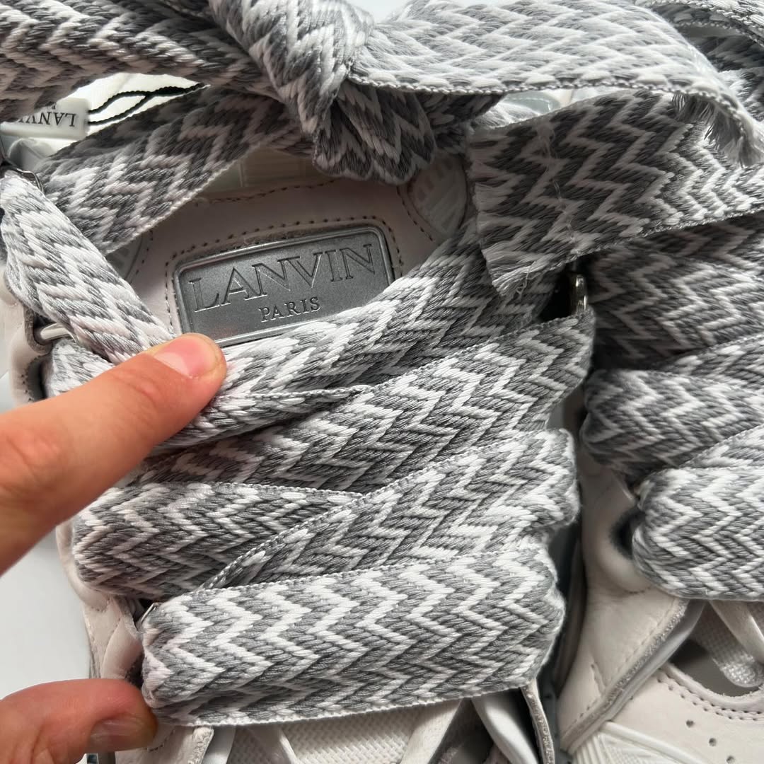 Lanvin Curb Oreo